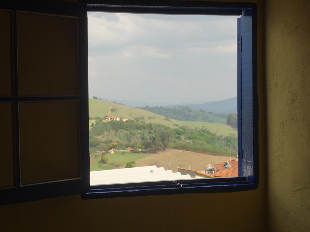 Pousada B & B Águas de Lindóia Kamer foto