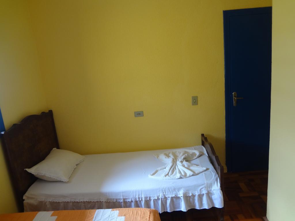 Pousada B & B Águas de Lindóia Kamer foto